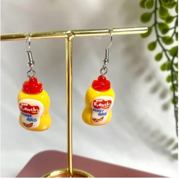 ❤️ FREE Mustard Food Snack Pop Art Artsy Chic Trendy Charm Jam Hip Drop Earrings - Picture 4 of 5
